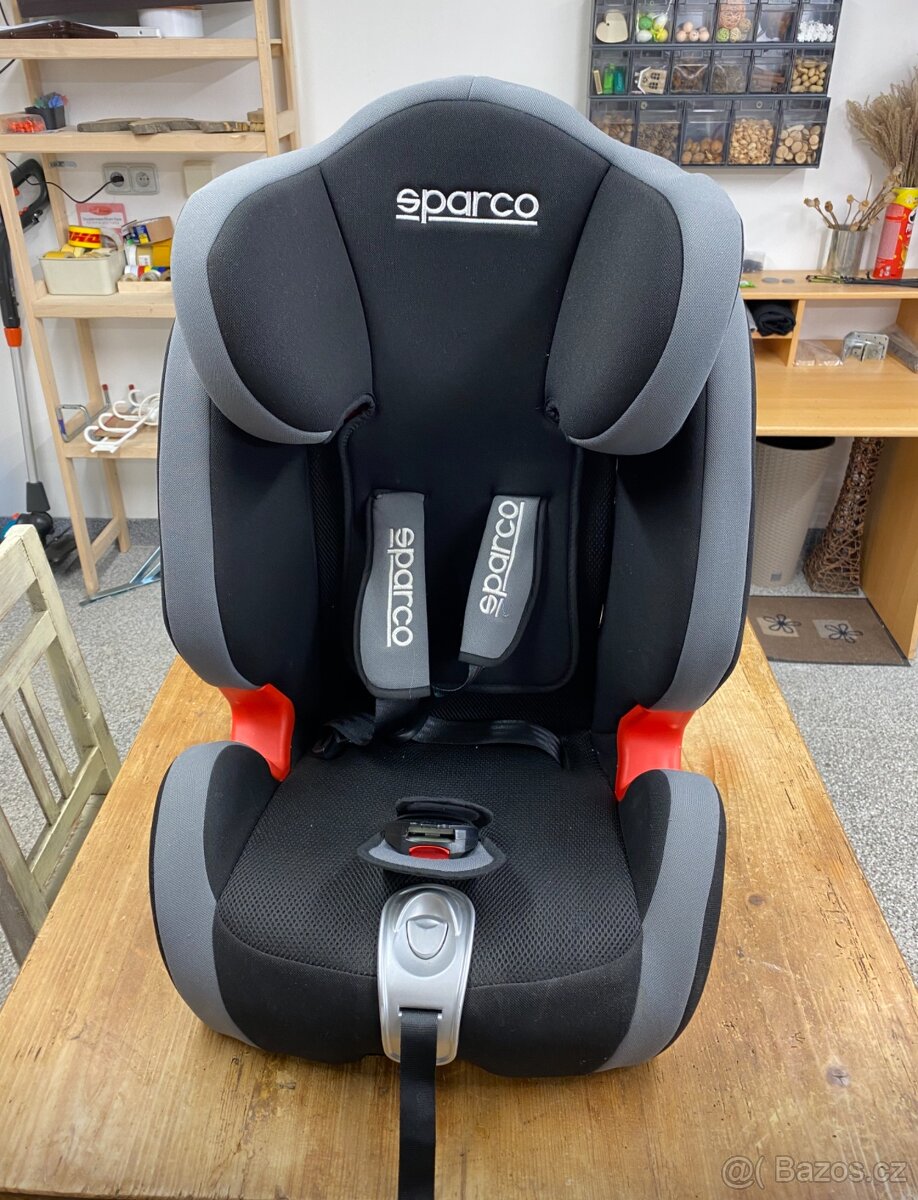 Autosedačka 9-36kg SPARCO