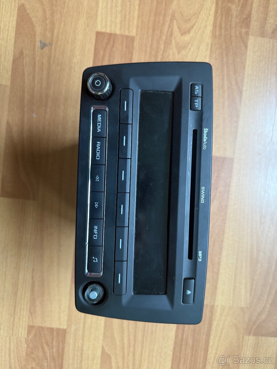 Autorádio Škoda swing MP3 1Z0035161F