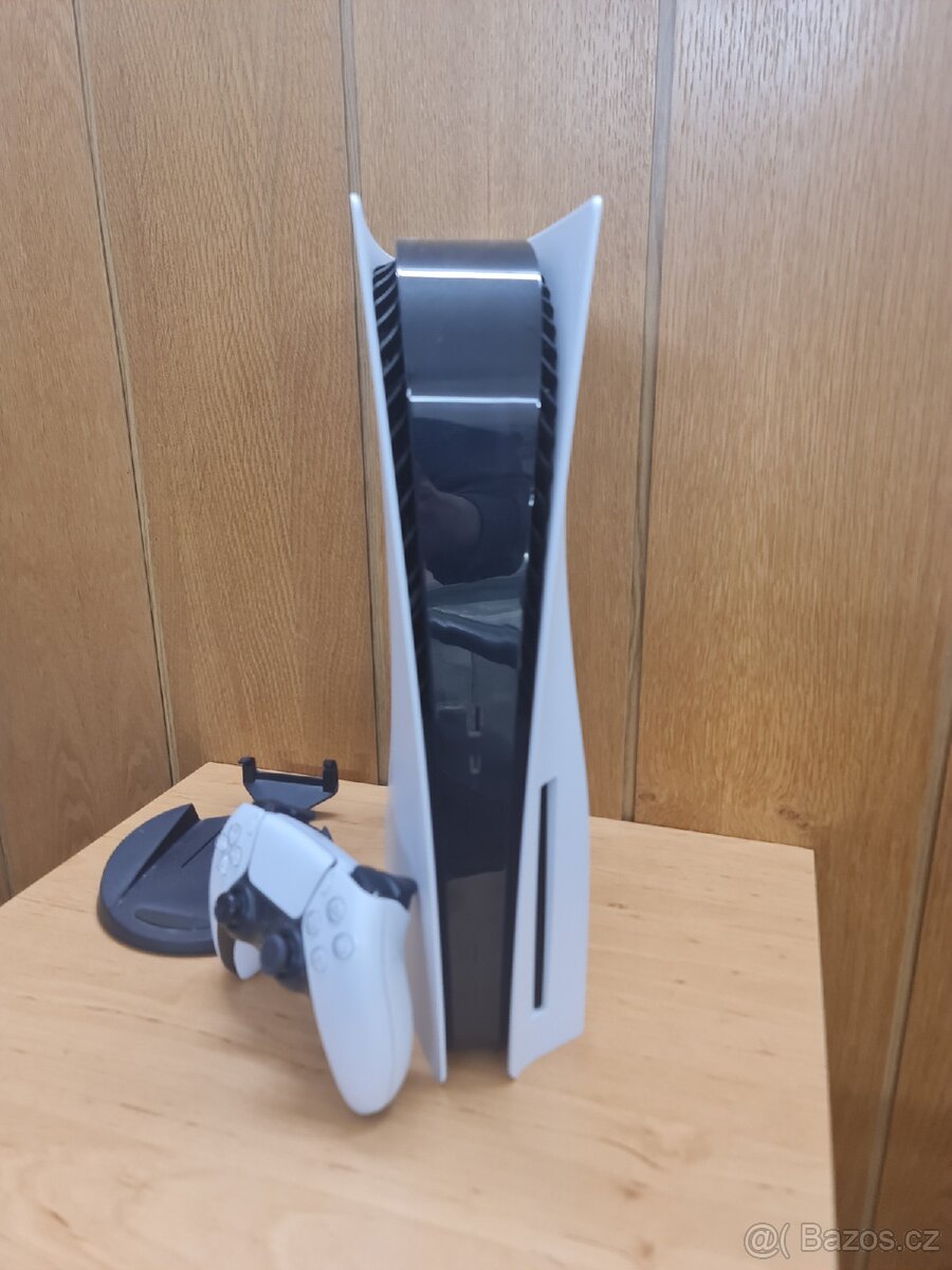 PS5 s mechanikou