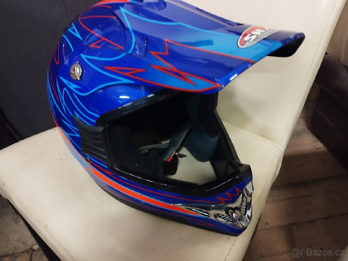 HELMA NA AUTO MOTO SHAD VELIKOST L