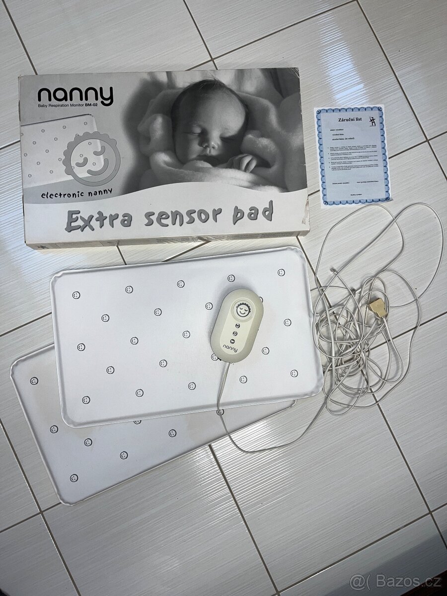 Nanny Monitor dechu miminka se dvěma podložkami