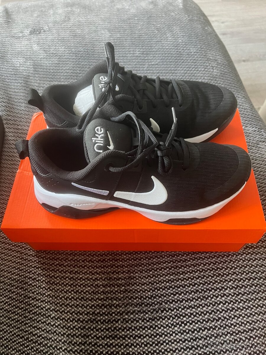 dámské boty NIKE