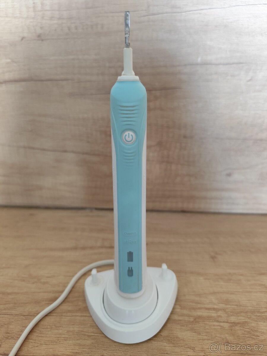 Elektronický kartáček Oral-B typ 3756