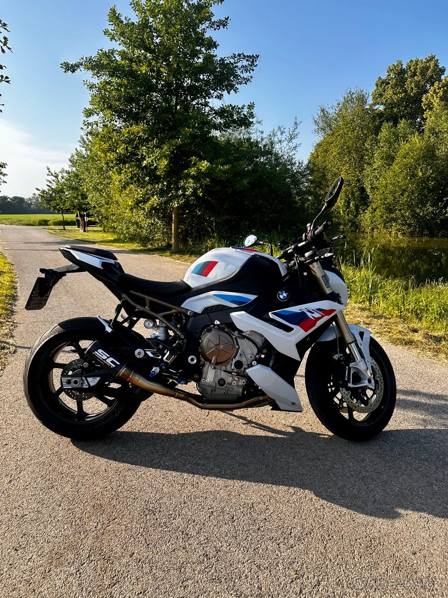 BMW S1000R
