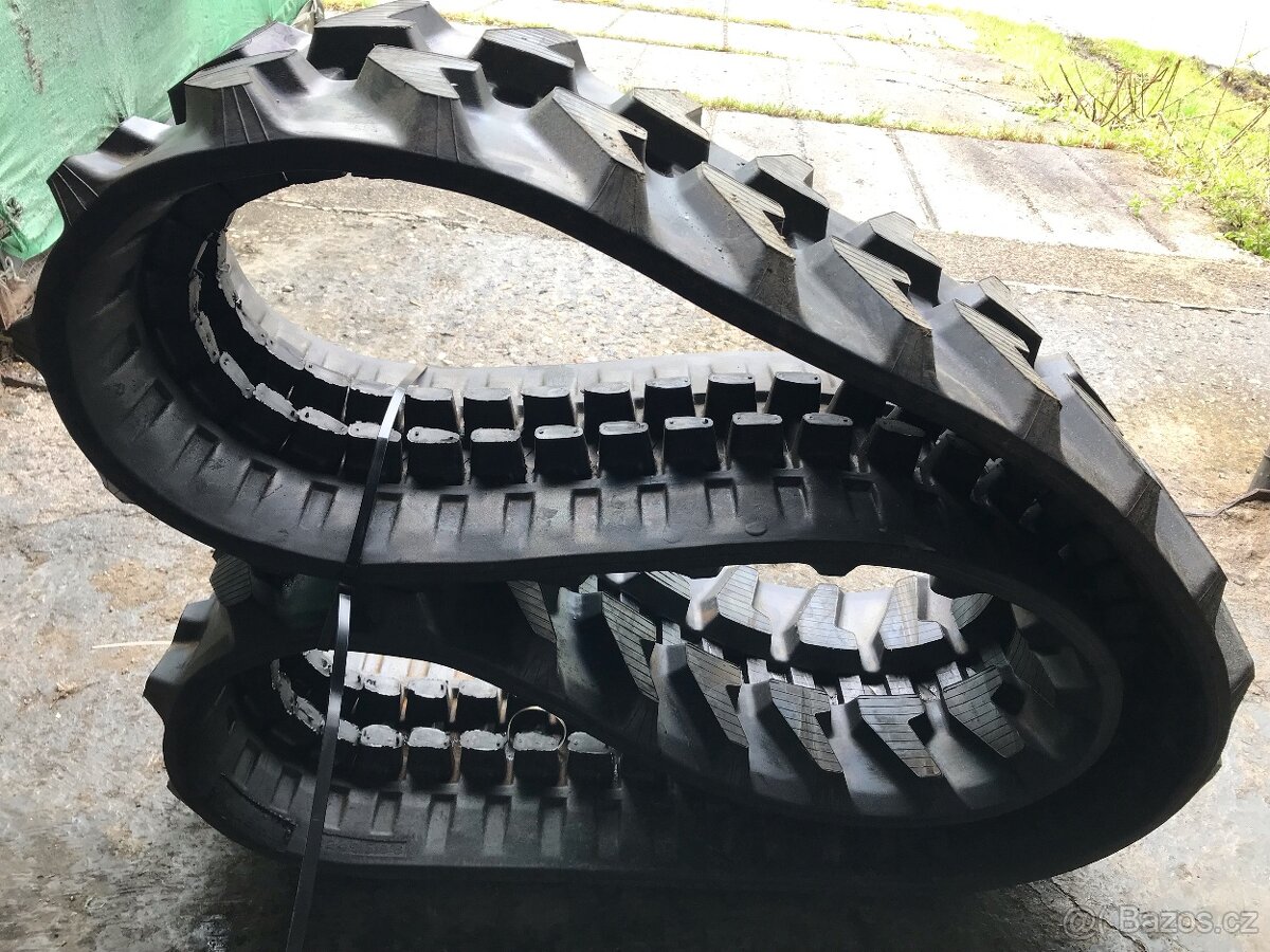 Gumove pásy na stavební stroj (minibagr, bagr, dumper)