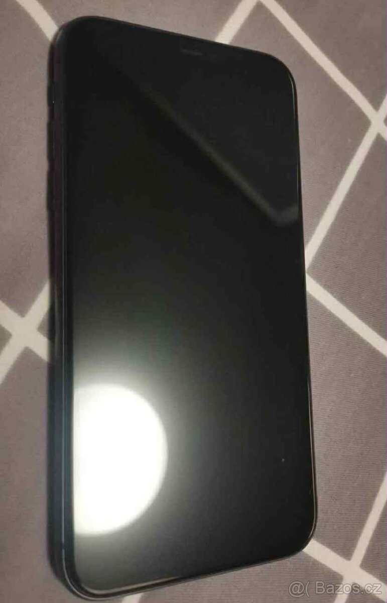 Prodám iPhone 11 64gb