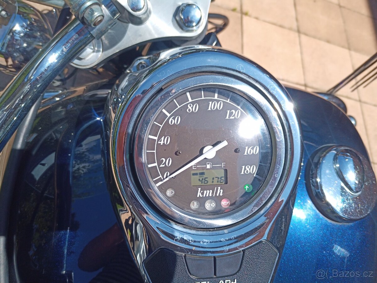 Suzuki VL800