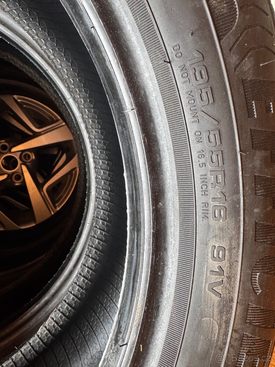 Pneu 195/55 R16 Good Year