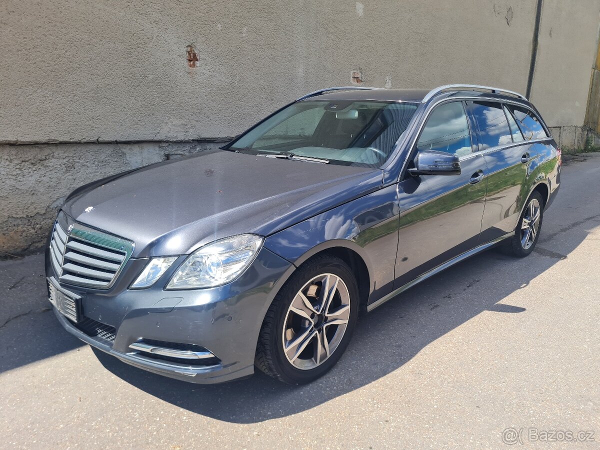 MERCEDES BENZ E250 CDi 150kw 4 MATIG AVANTGARDE
