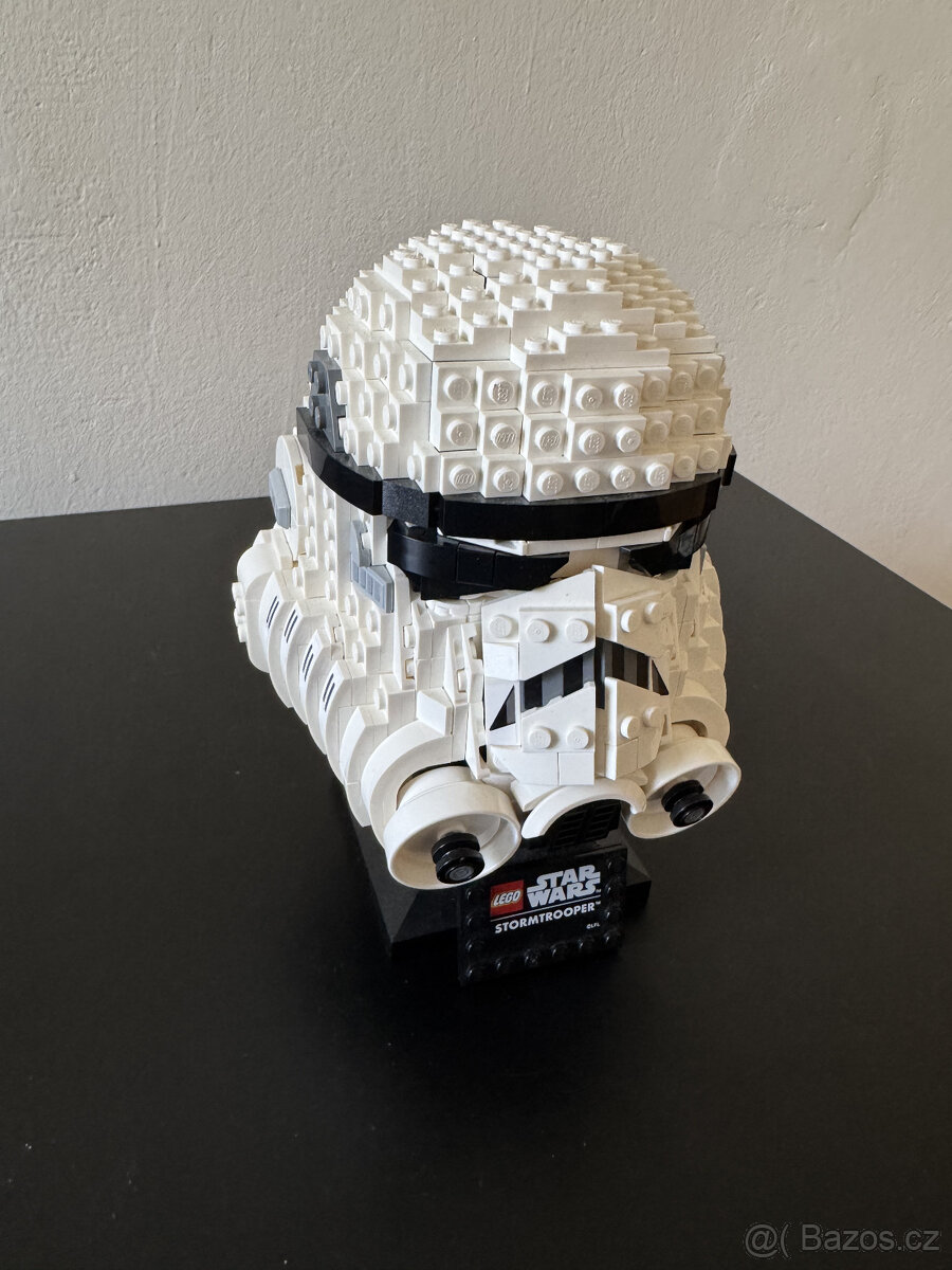 LEGO Star Wars 75276 Helma stormtroopera