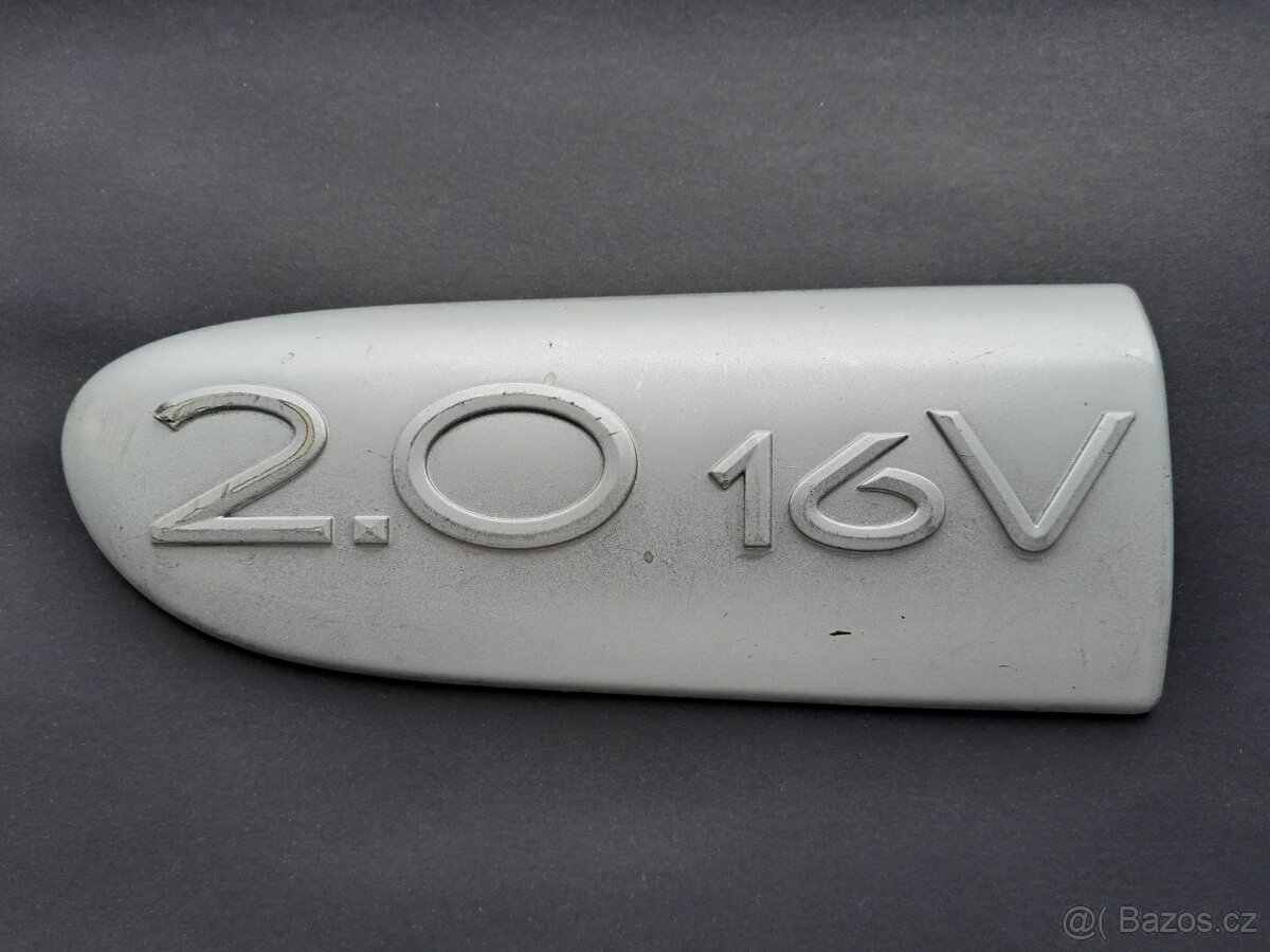 Logo/znak „2.0 16v“ - Renault Clio sport II ph2