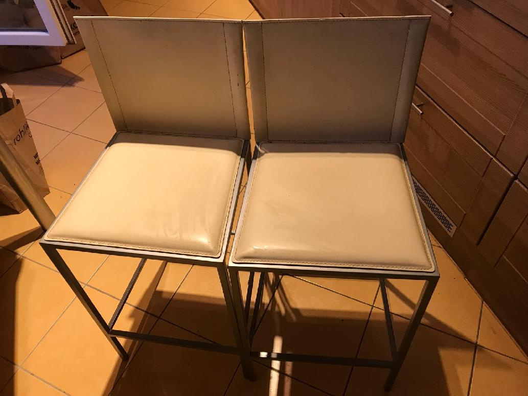 2 barové kožené židličky, nosnost 130 kg, top stav