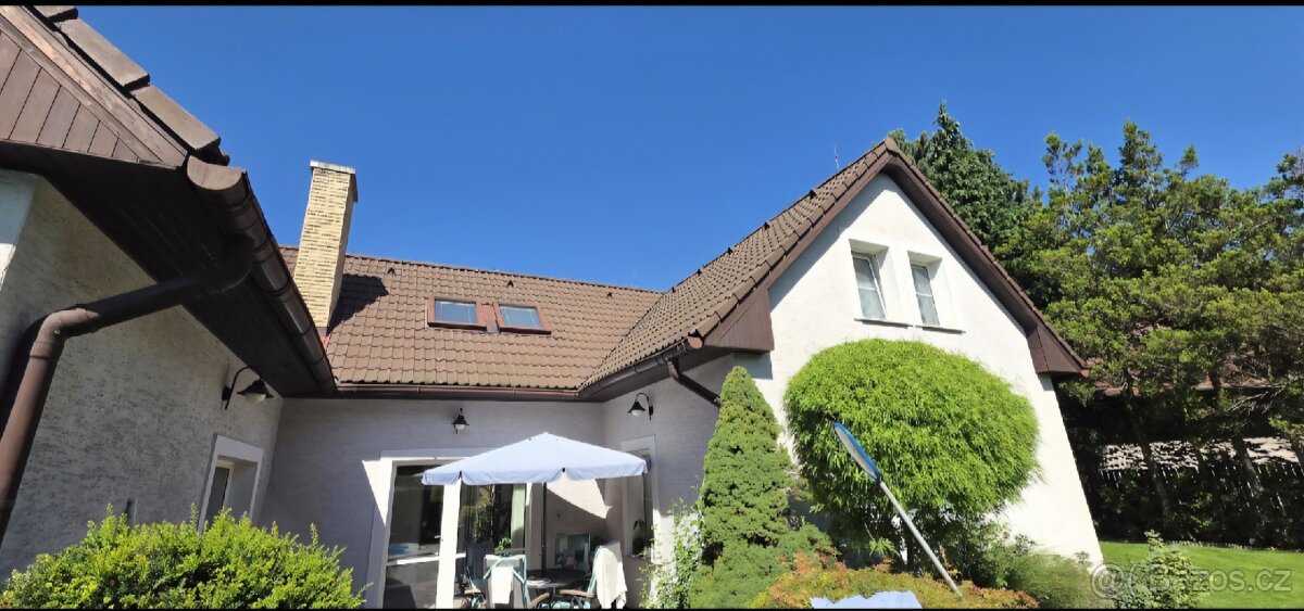 Střešní tašky Bramac protector hnědá 300m2