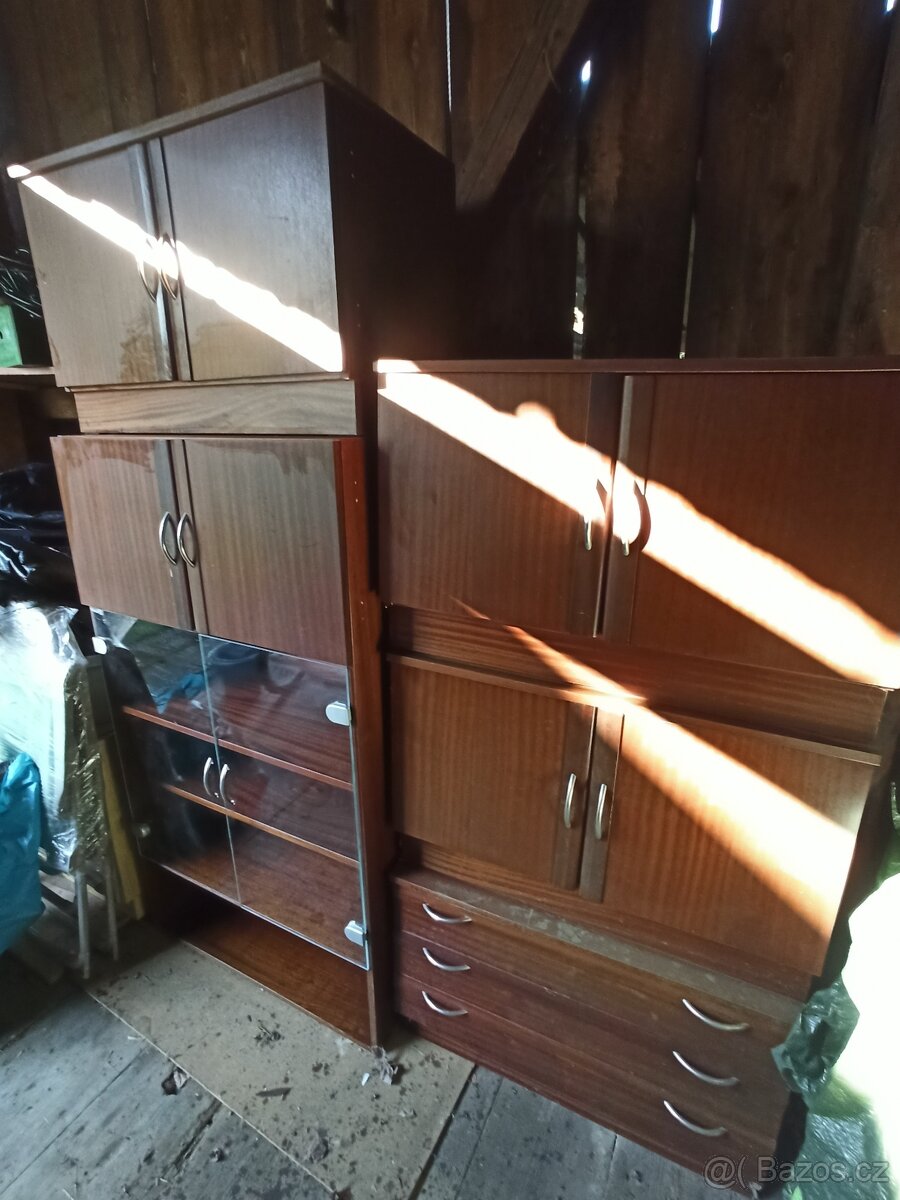 Obývací stěna / úložné prostory, 6 kusů