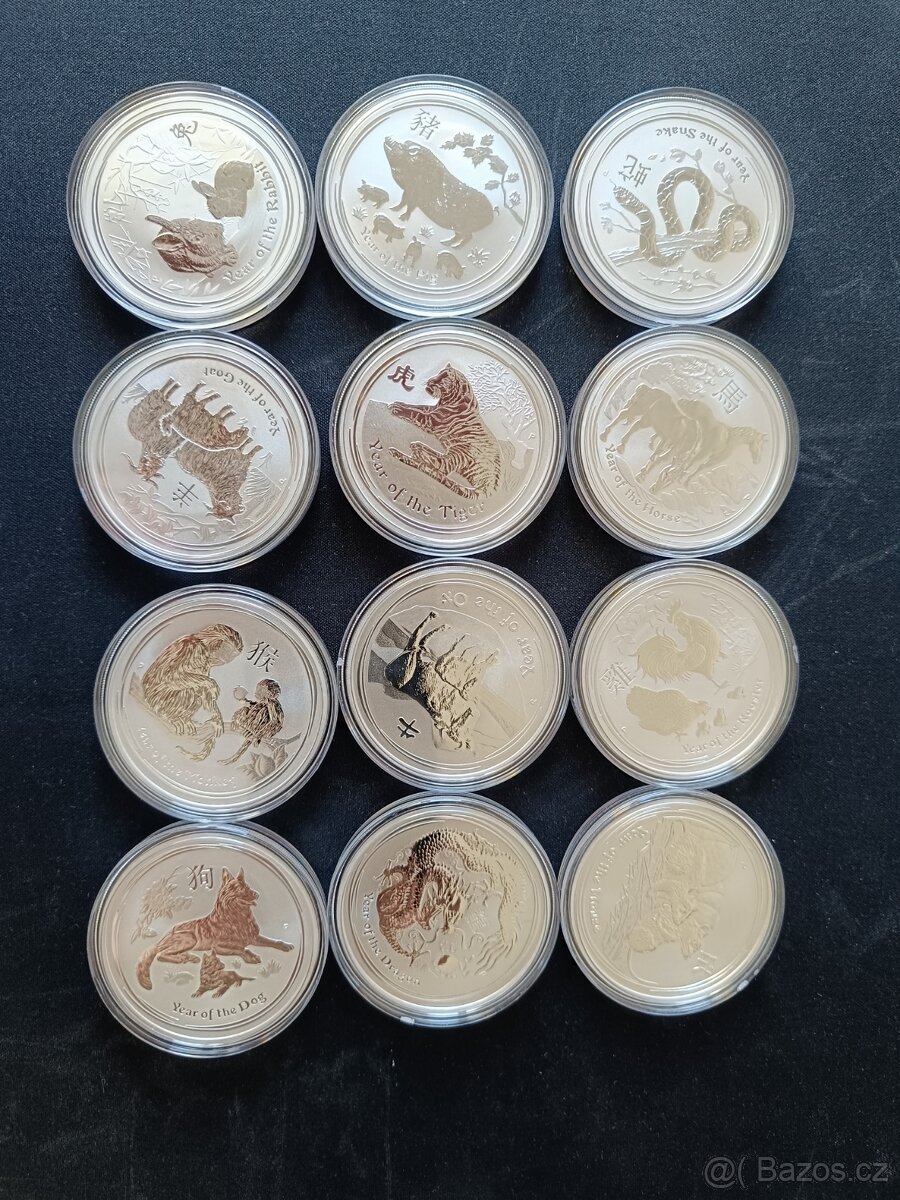 Sada 12 mincí Lunární série II. 1 Oz. Čisté stříbro.