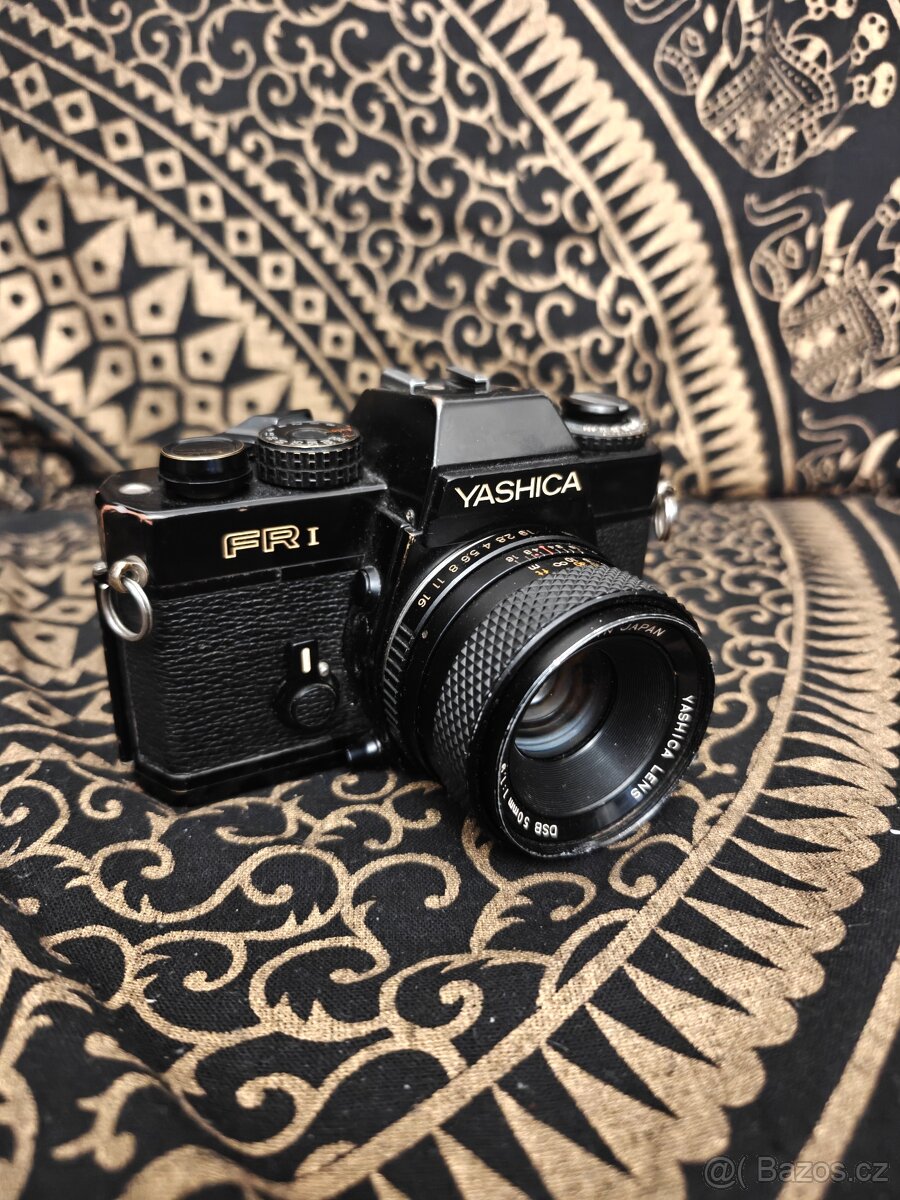 Yashica FR1 a objektiv 50mm f1.9