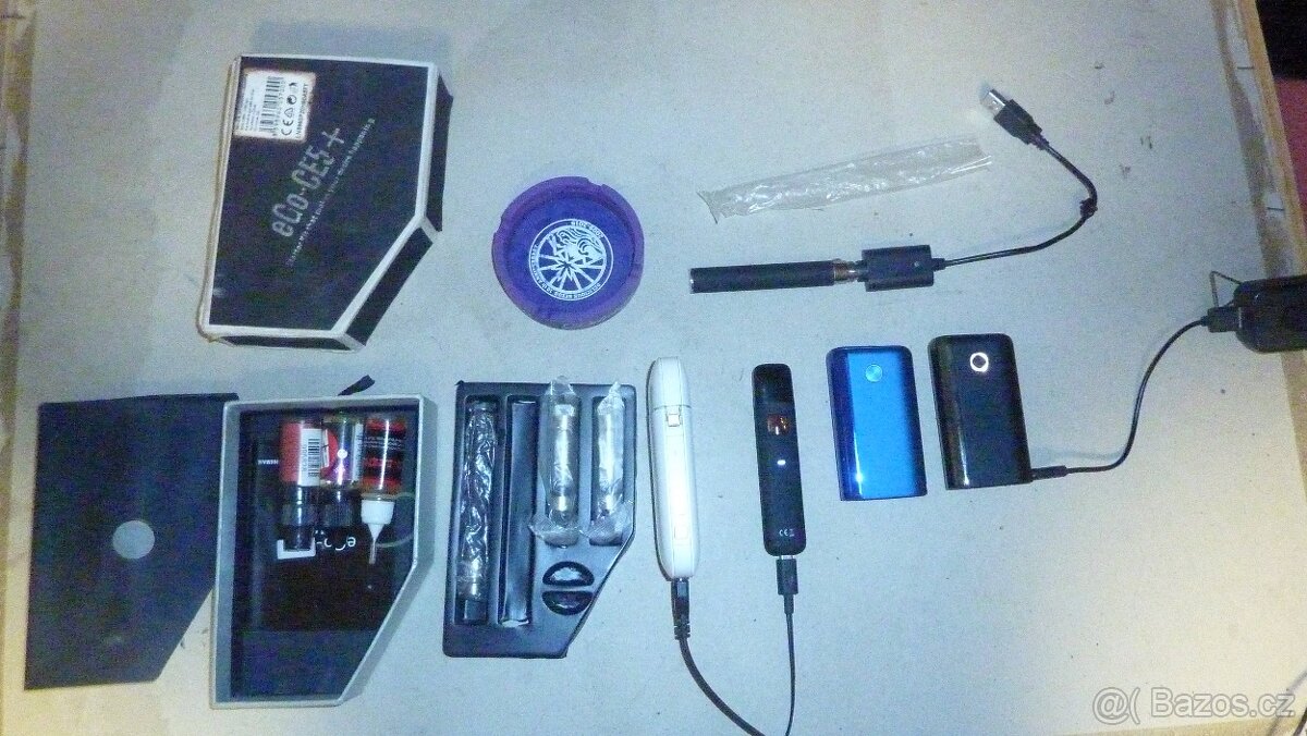 ELEKTRONICKÉ ZAŘÍZENÍ S PŘÍSLUŠENSTVÍM, VÝBAVOU