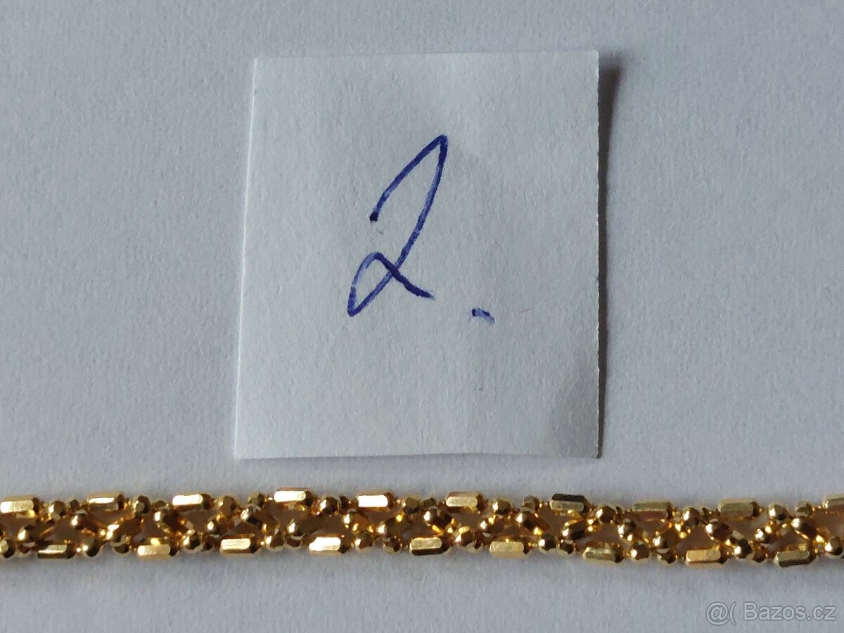 Zlatý řetízek na ruku z 18k zlata.