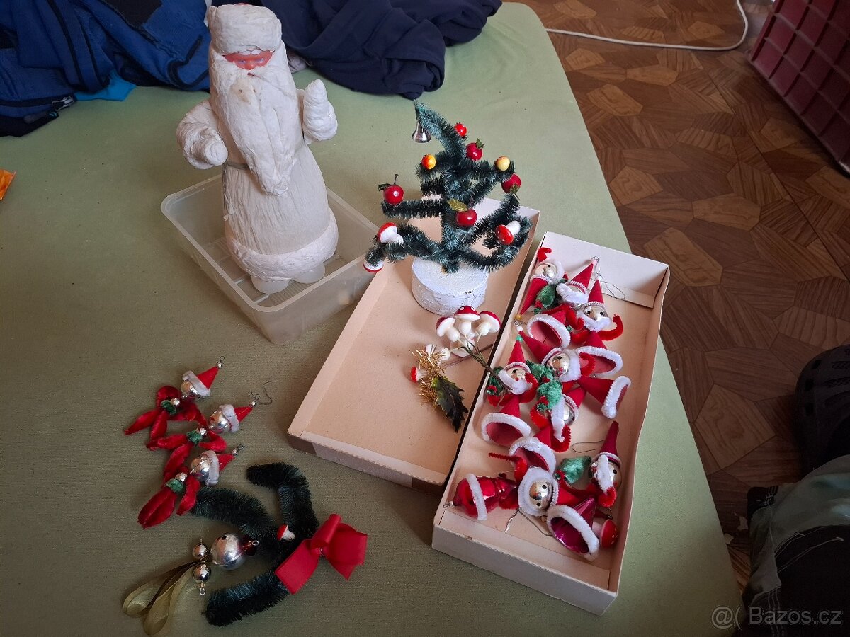 Retro vánoční ozdoby a dekorace