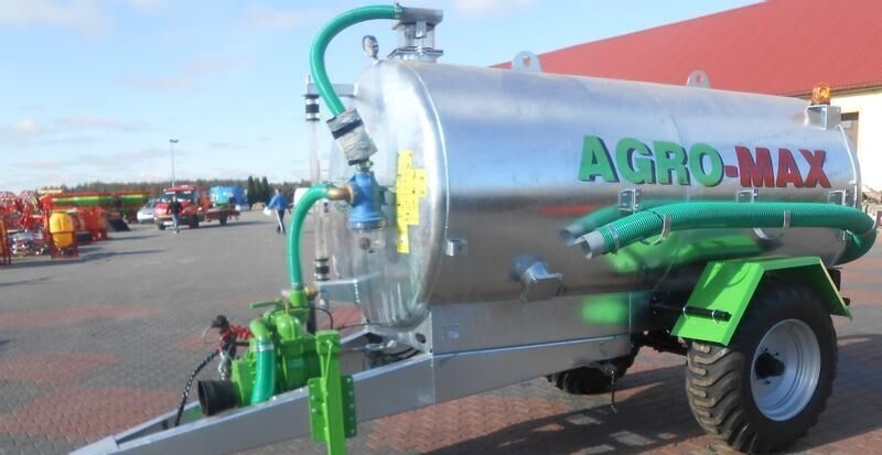 Cisterna, fekál AgroMax 5000-1 s rámem