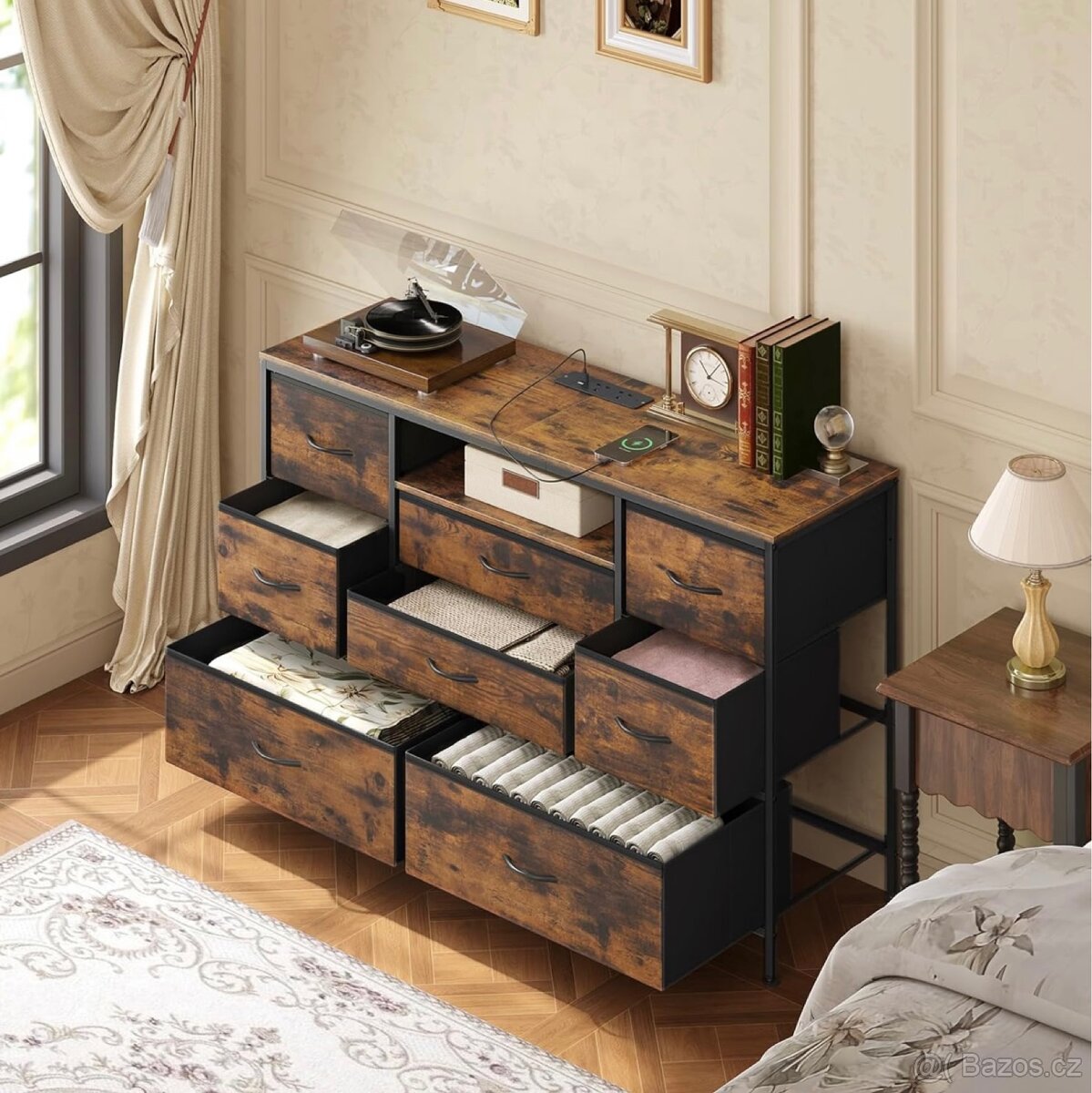 Komoda se zásuvkami NOVÁ