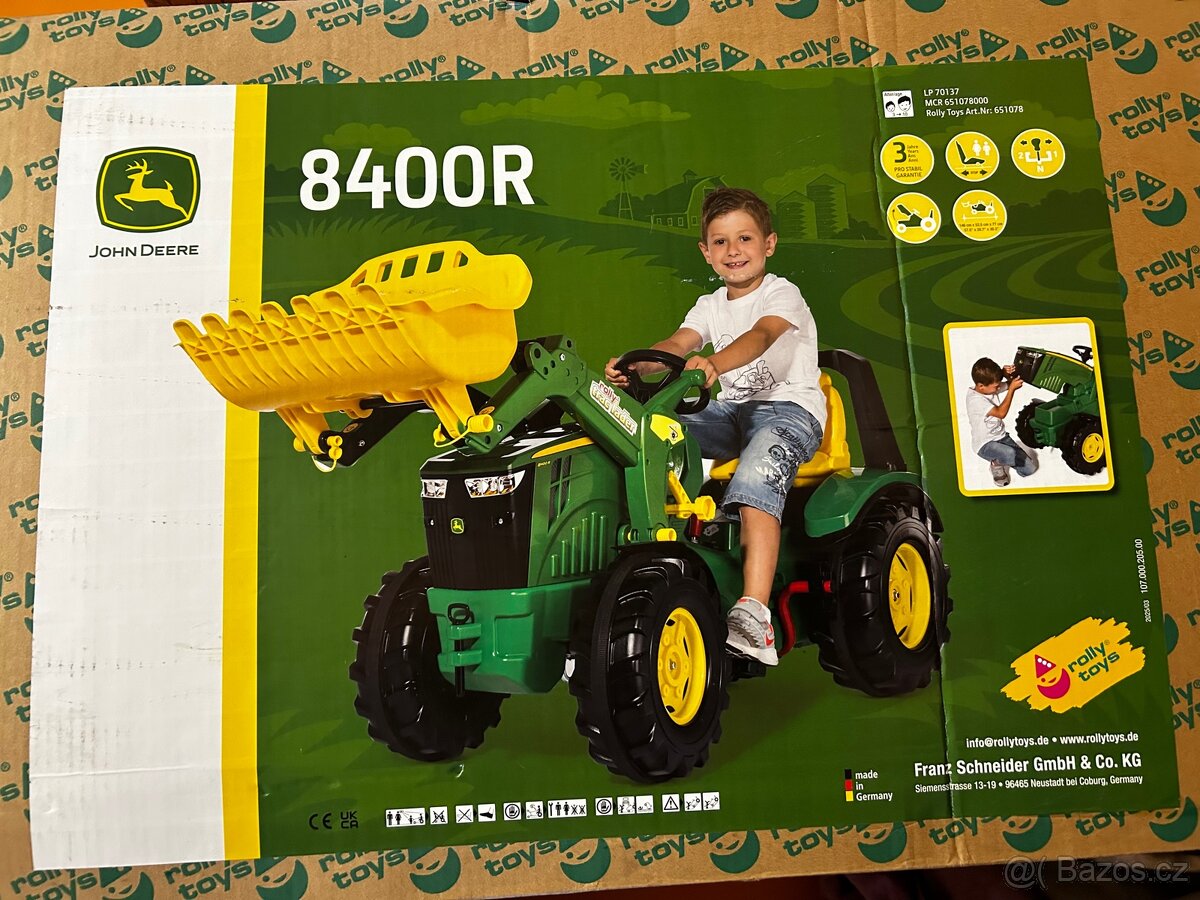 Šlapací traktor John Deere