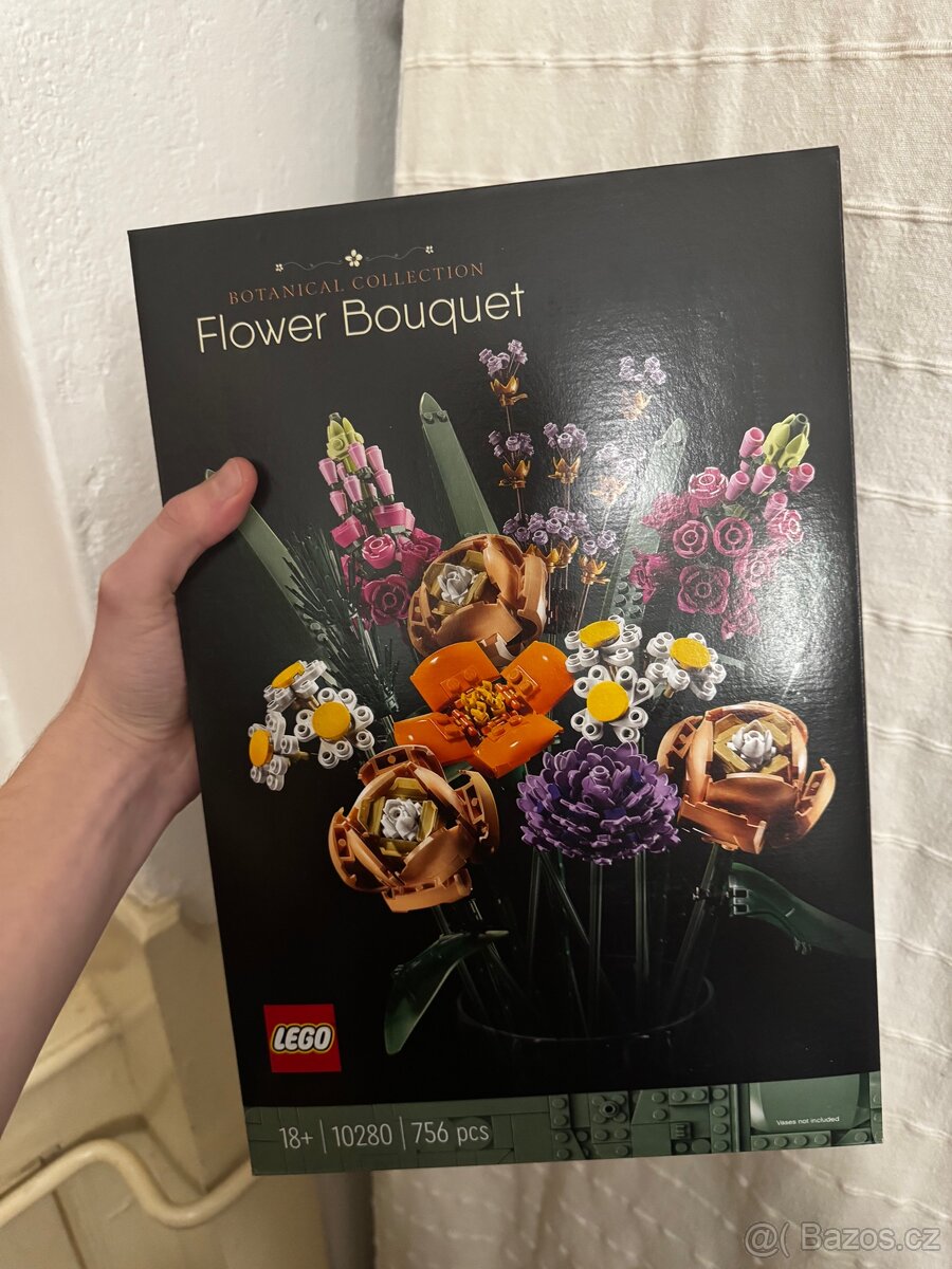 LEGO 10280 Creator Kytice