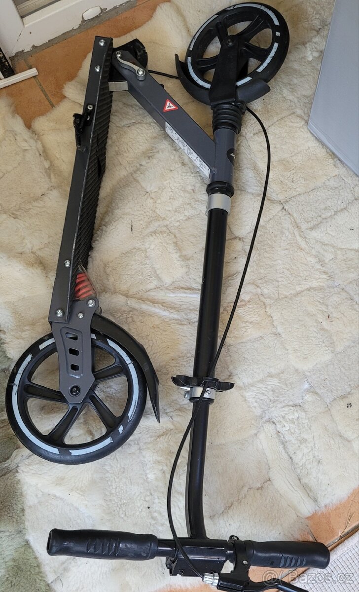 Dětská koloběžka