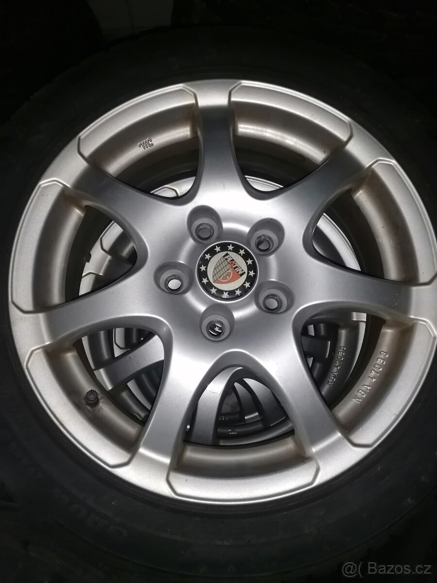 - zimní pneumatiky 195/50 R 16 - Mitsubishi