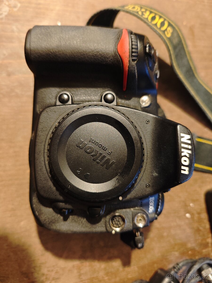 Nikon D300s