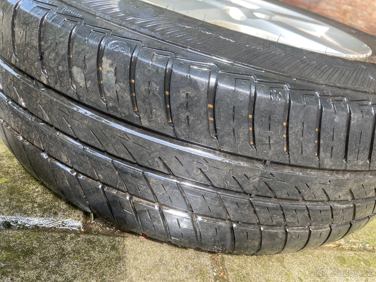 Letní 195/65/15Kola s pneu Audi 80