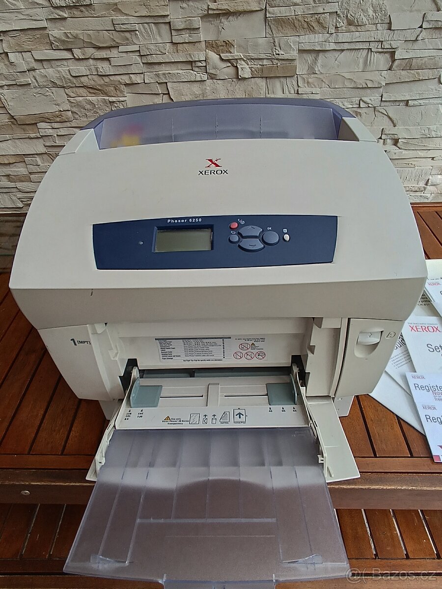 Barevná laserová tiskárna Xerox Phaser 6250