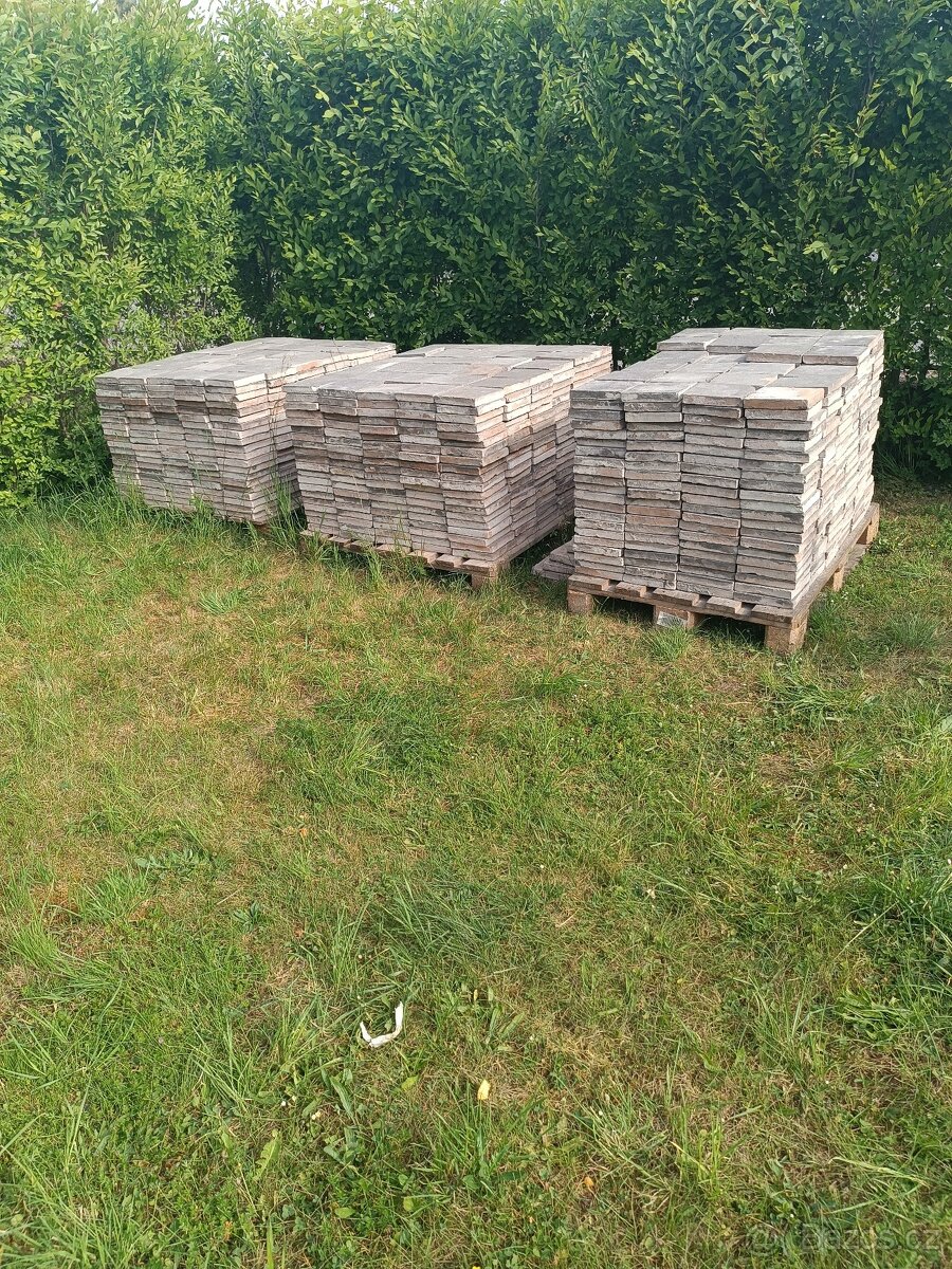 Prodám půdovky (cihlová dlažba ...
