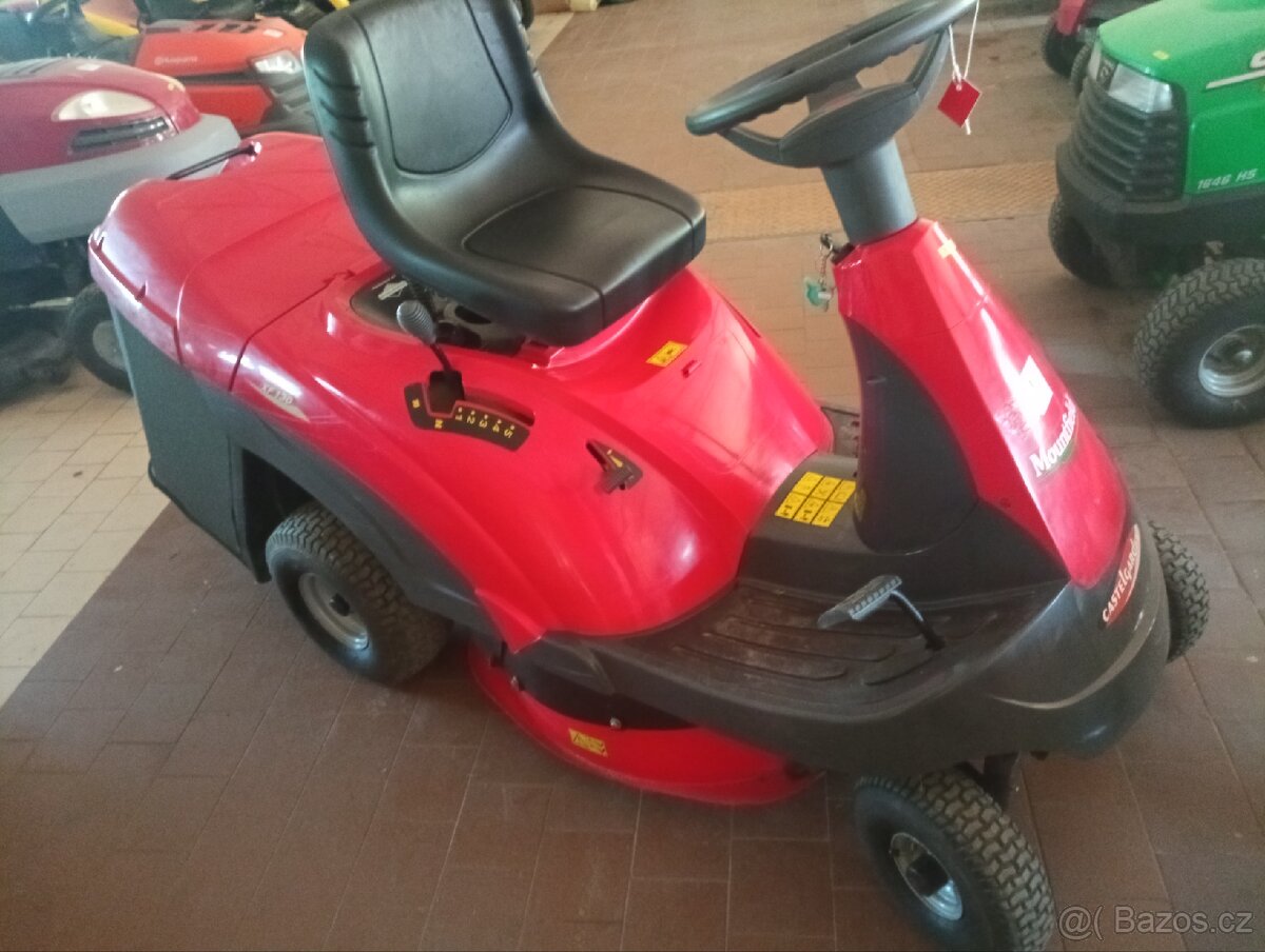 sekačka, zahradní traktor, traktůrek,