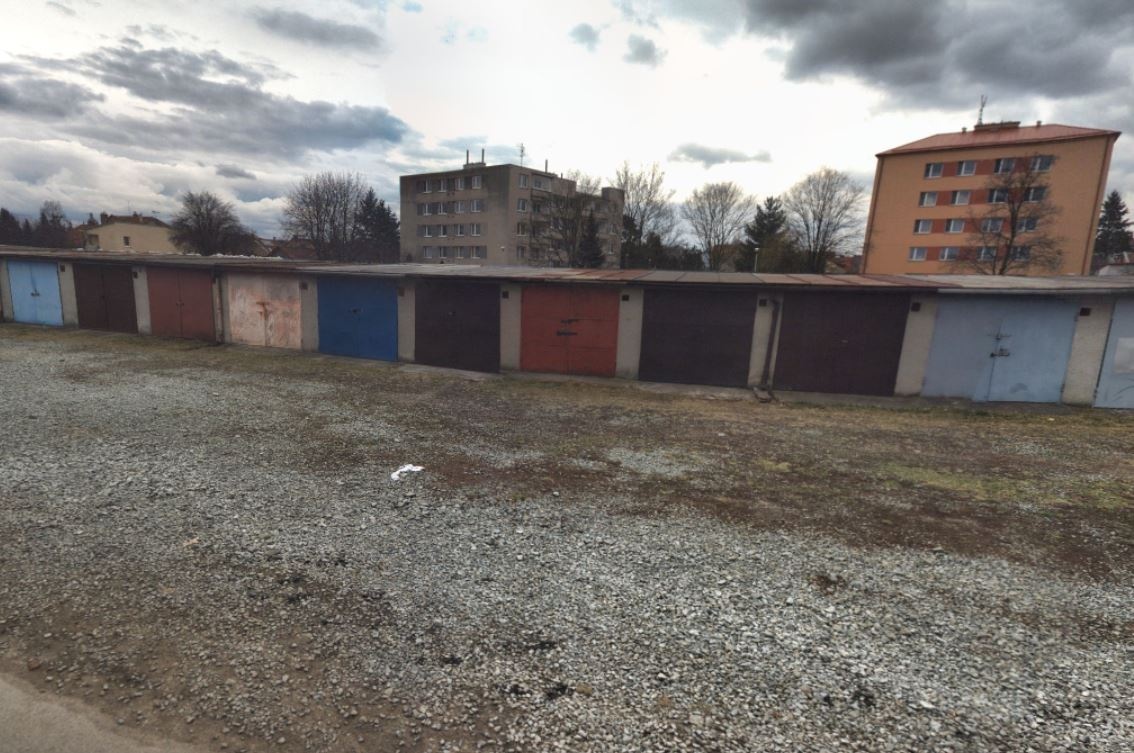 Prostějov, Vrahovice - garáž s elektřinou