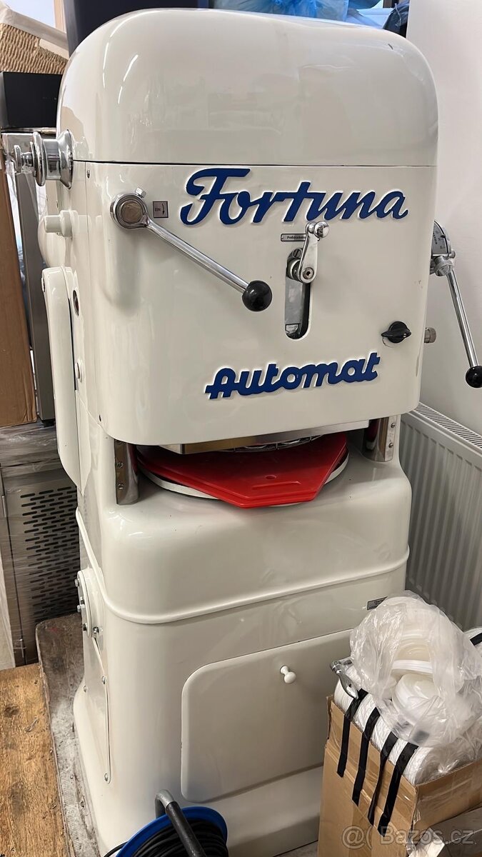 Dělička těsta Fortuna