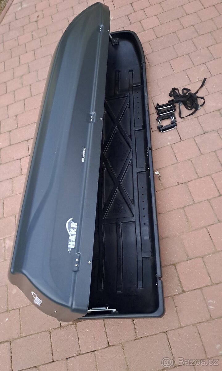 Strešní box