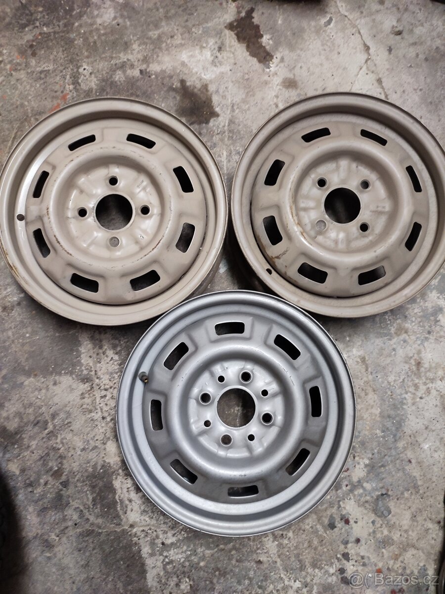 plechový disk R13 4x100mm 4,5J 13H