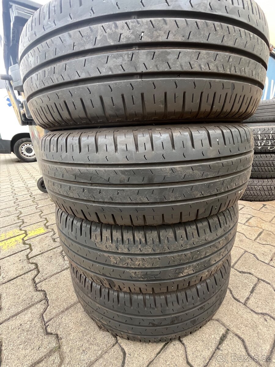 Letni pneu Nexen 215/70 R15C