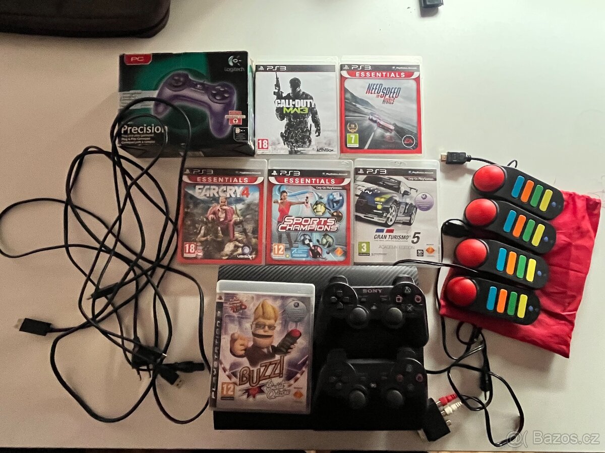 PS3 + 5 her, dva ovladače, buzz kvíz + všechno příslušenství