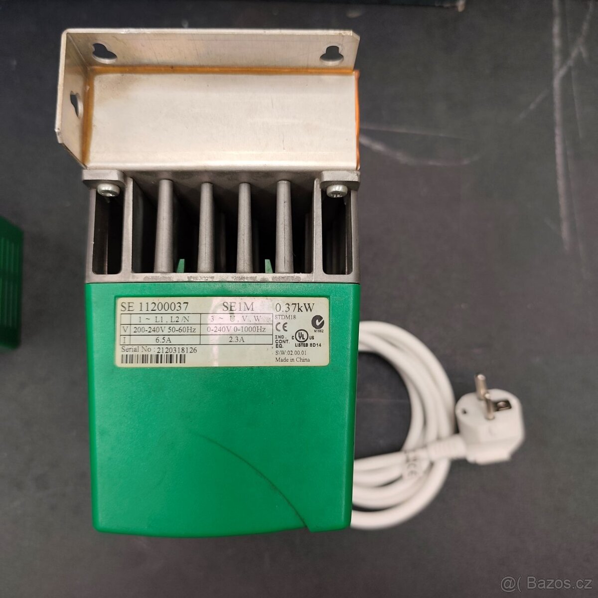 Frekvenční měnič COMMANDER SE 230/400V použitý funkční