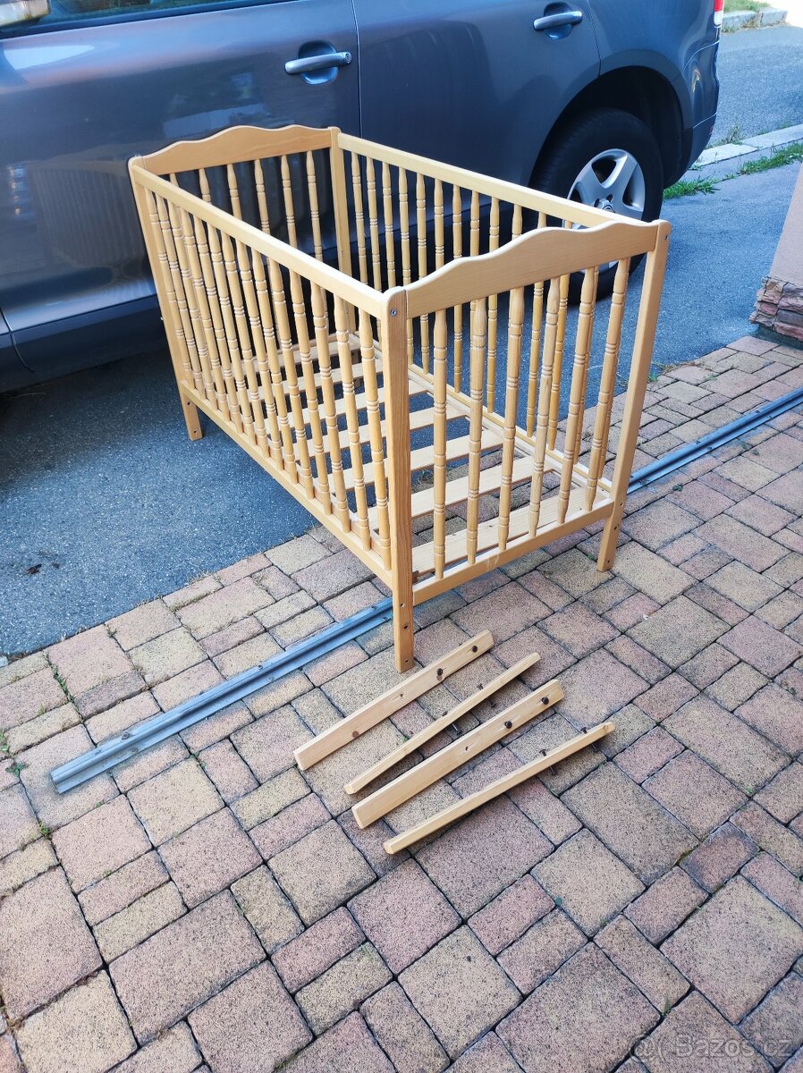 Dětská postýlka