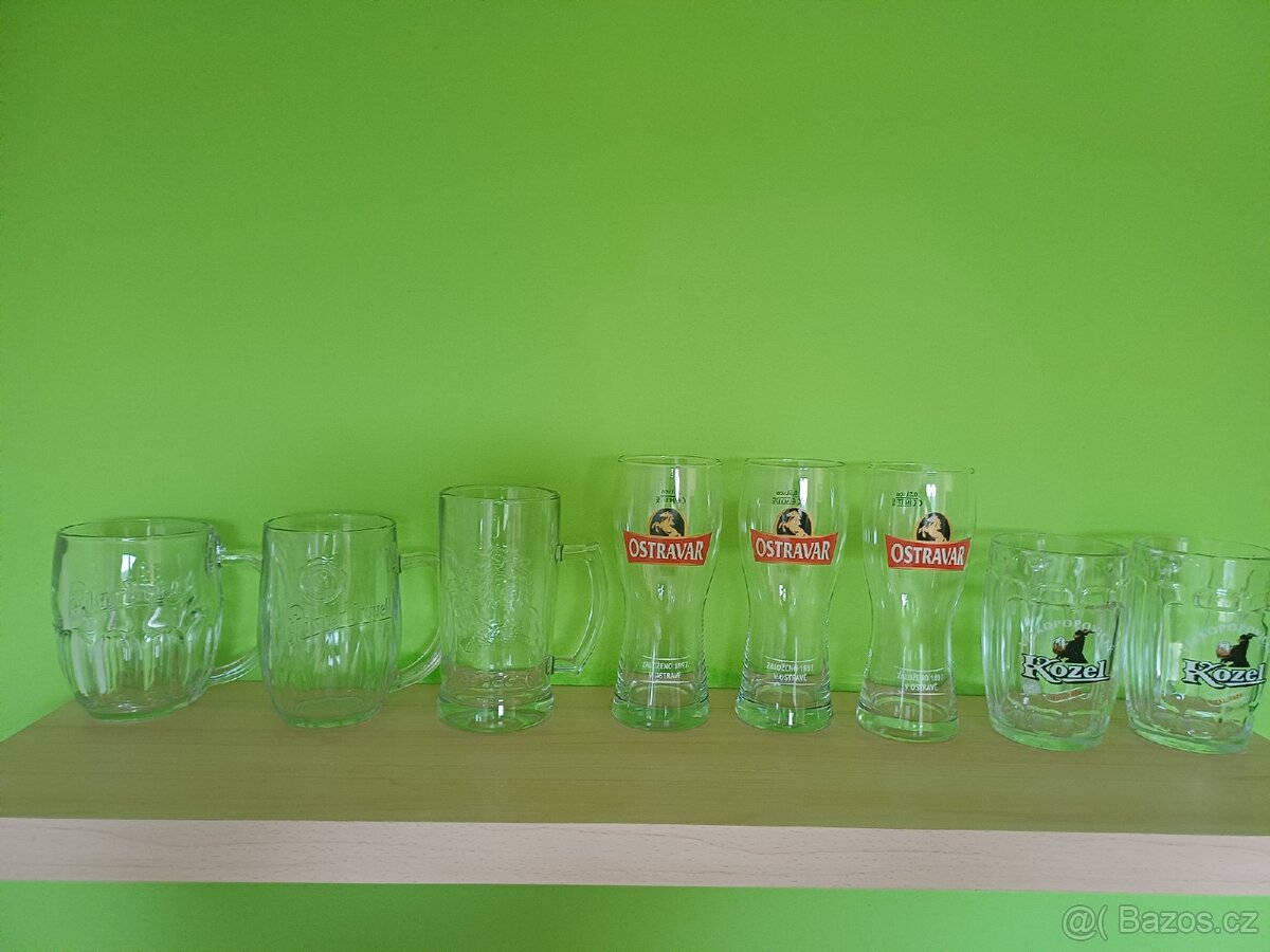 Pivní sklenice a krigly