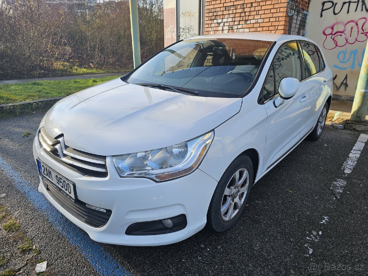 CITROEN C4 - 1,6HDi - 68kW (2012)...na splátky VŠEM