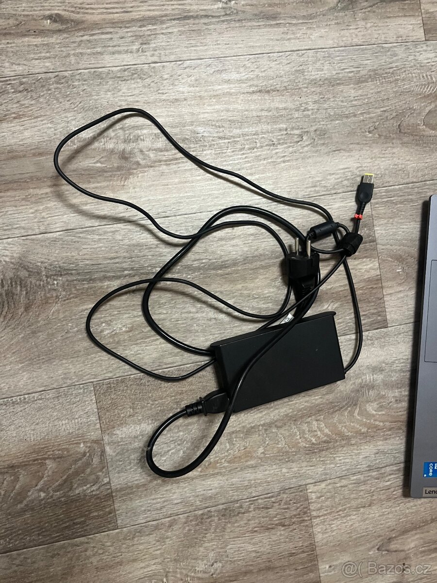 Notebook herní Lenovo