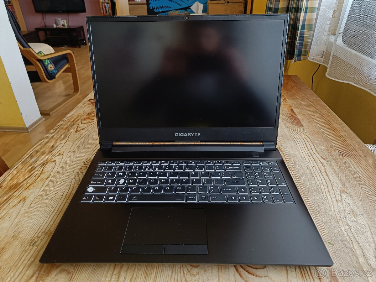 Notebook RTX3060, i5 6core, 16GB RAM, 1TB SSD, 2TB HDD