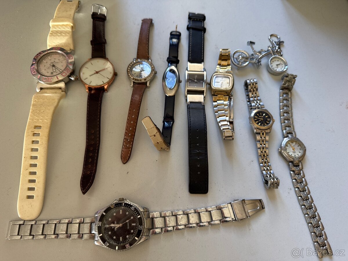 Hodinky 10 kusů