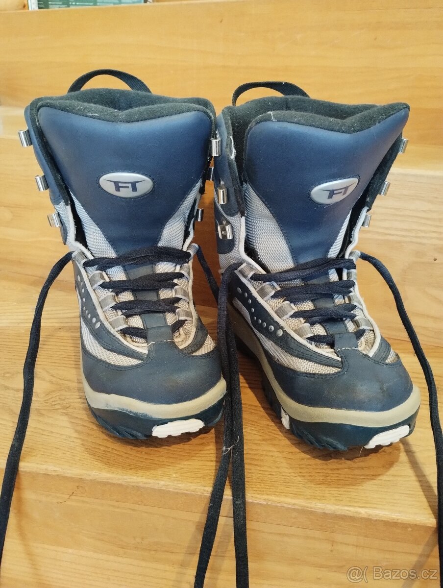 boty na snowboard FT 240 mm, vel. 38