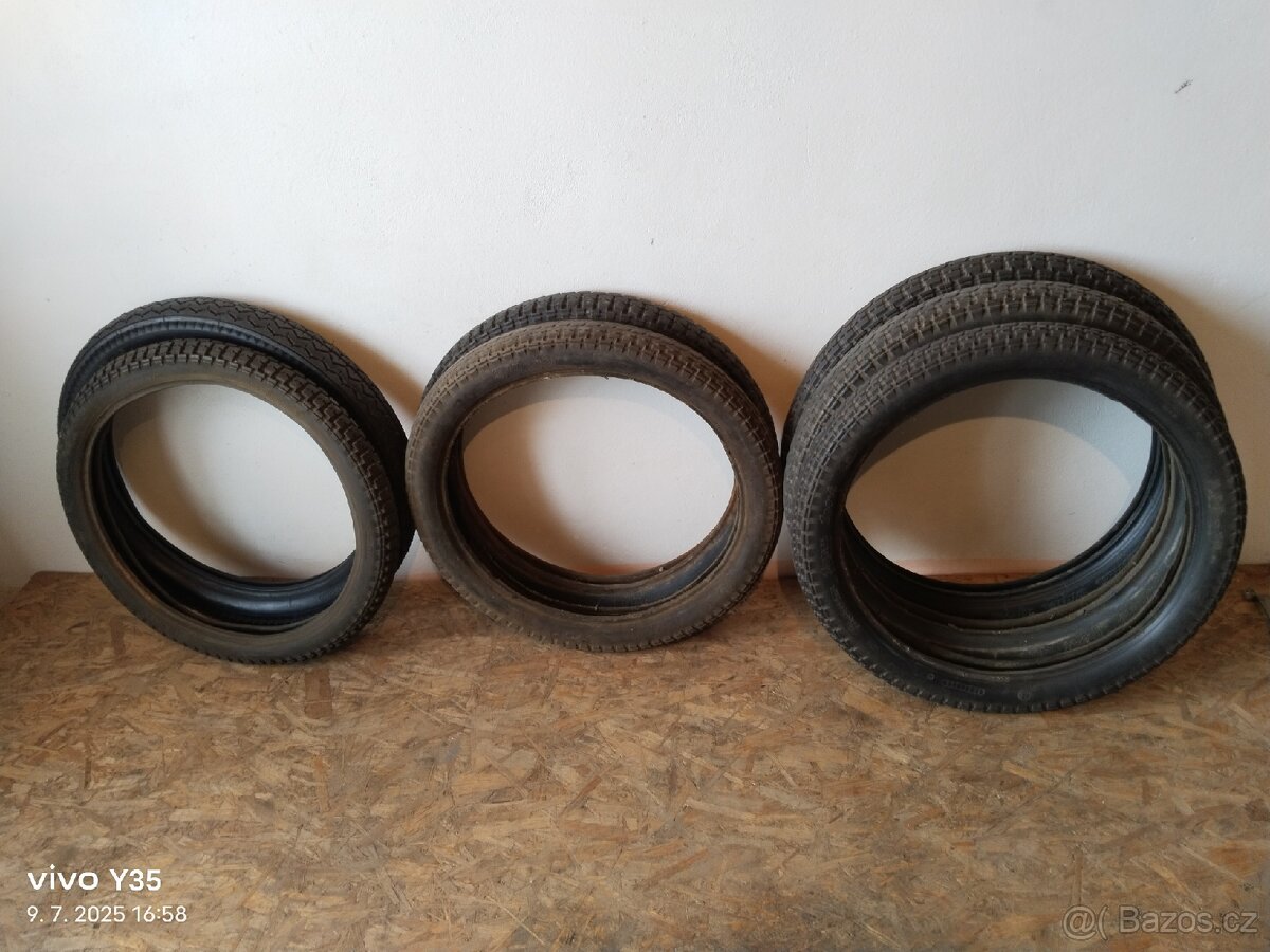 Jawa a ČZ - Baťa a Barum 19"