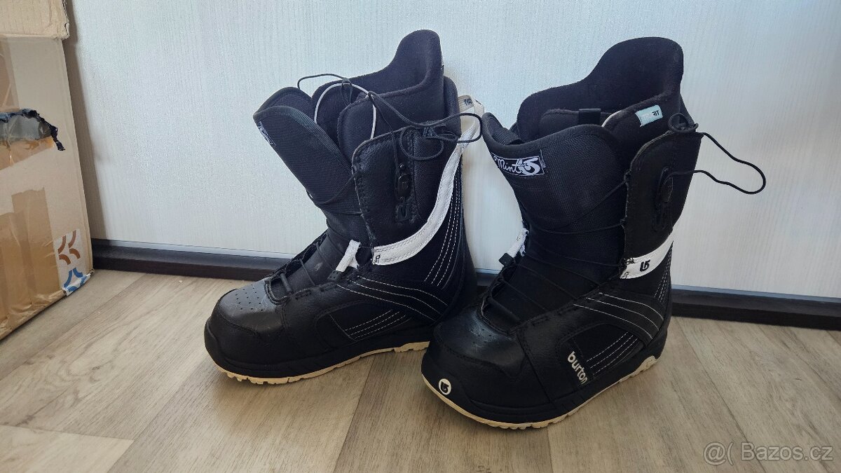 Boty na snowboard Burton